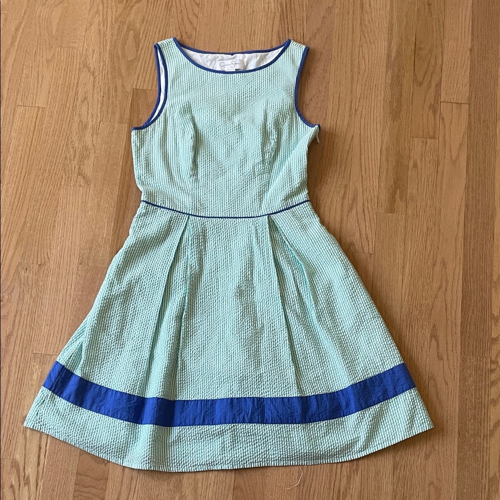 Jessica Simpson Light Green Dress with Navy Accents